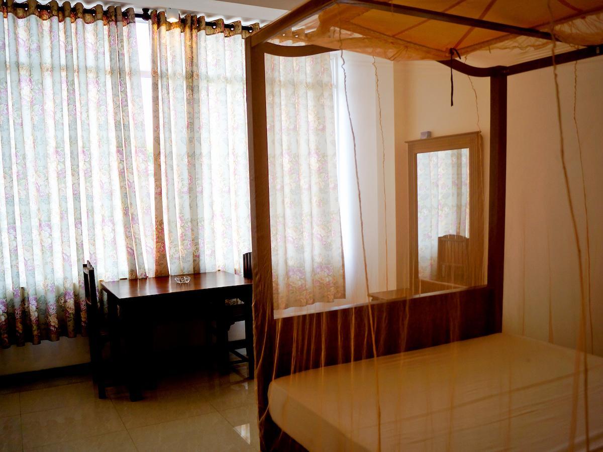 Sayurima Beach Hotel Ahangama Habitación foto